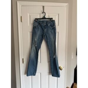 Miss Me Low-rise Bootcut Distressed Lightwash Jeans